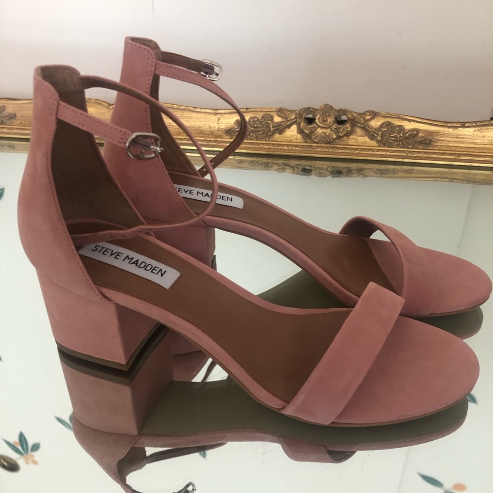 Steve Madden light pink Irenee heels